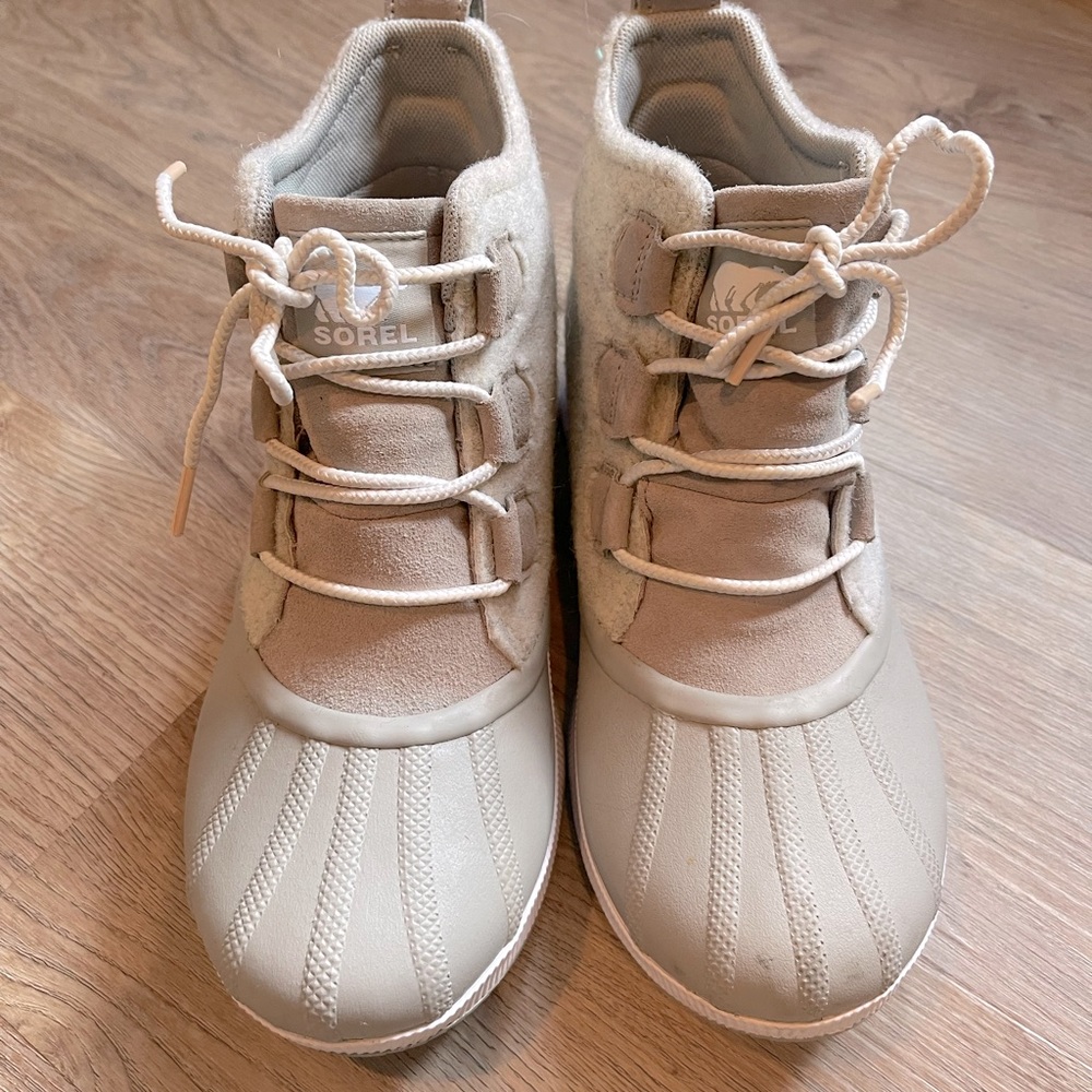 Sorel Women’s Out’n Bout III Duck Boot.